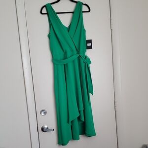 DKNY Apple Green Sleeveless Cocktail Dress